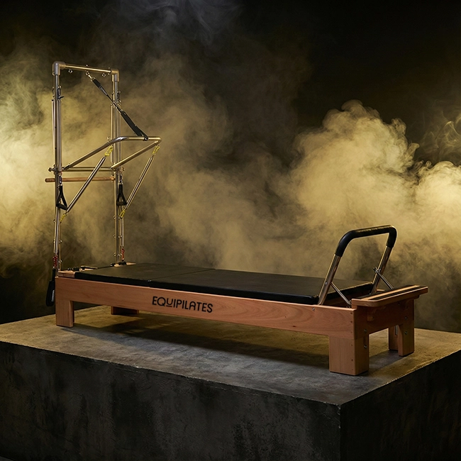 Reformer Torre - Aparelho Funcional para Pilates Contemporâneo